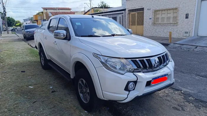 Mitsubishi L200 Triton Sport HPE 2.4 CD Diesel Aut. 2020