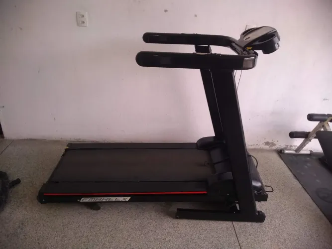 Vendo Esteira Embreex usada.