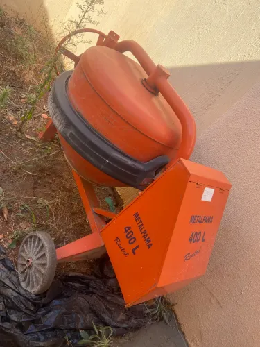 Betoneira 400 litros