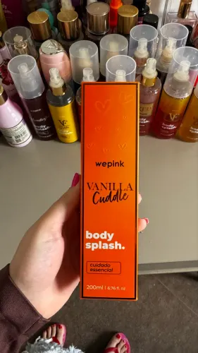 Perfume WePink na caixa NOVO