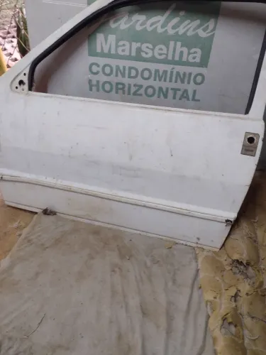 Uno Porta lado esquerdo Original e do Uno Quadrado 2 portas só pintar da cor