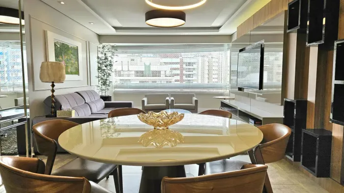 Apartamento para aluguel tem 113 metros quadrados com 4 quartos