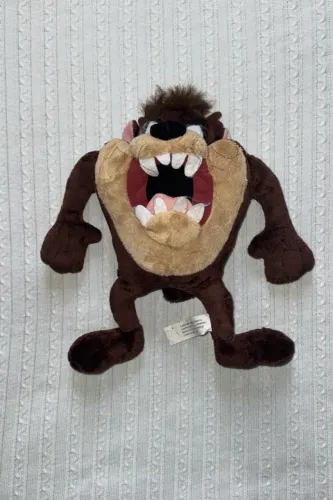 pelúcia do personagem Taz-mania do Looney Tunes