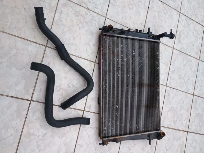 Radiador original Tucson completo sucata