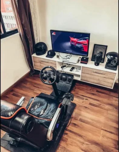 Volante Logitech g920 + cockpit + cadeira com som