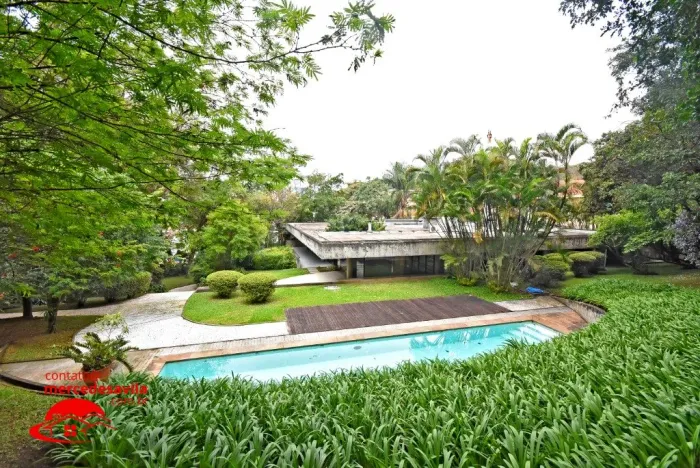 Casa a venda em Cidade Jardim com 976m²