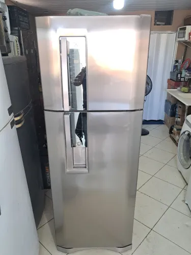 Geladeira Electrolux inox Frostfree