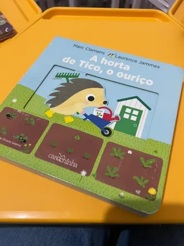Livro A Horta de Tico, o Ouriço
