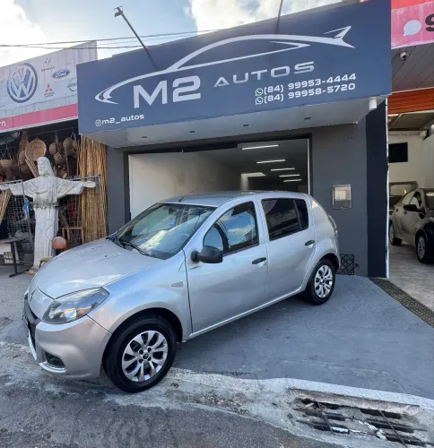 Renault Sandero Authentique Hi-flex 1.0 16V 5P 2014