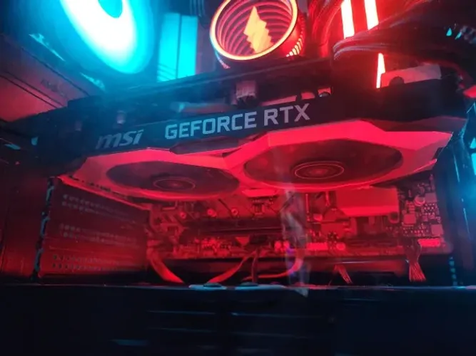 Placa de Vídeo RTX 2060 6GB MSI Ventus 2X - Perfeita para Jogos e Trabalho