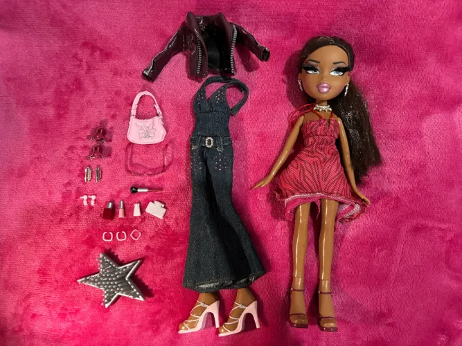 Boneca Bratz Sasha Girls Nite Out