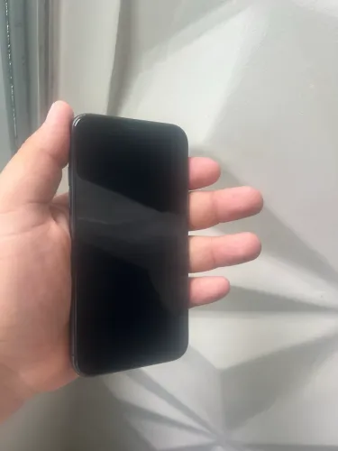 IPHONE 11 64GB 