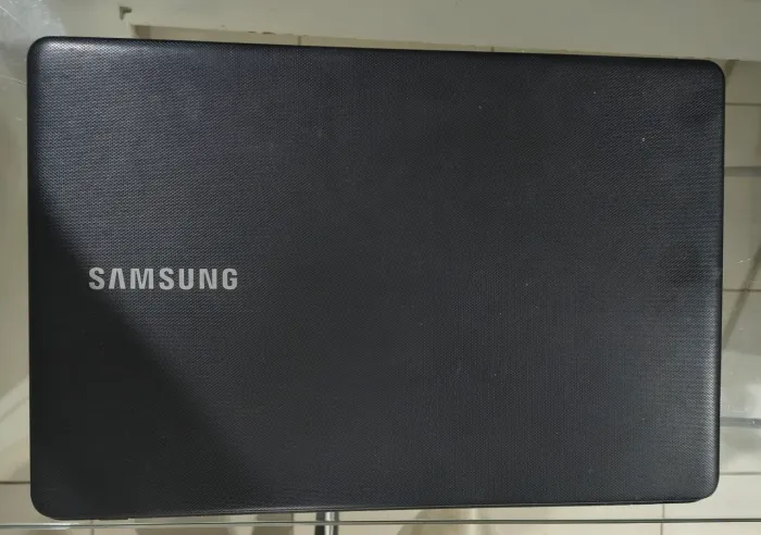 Notebook Samsung Essentials (Avaria no Teclado)