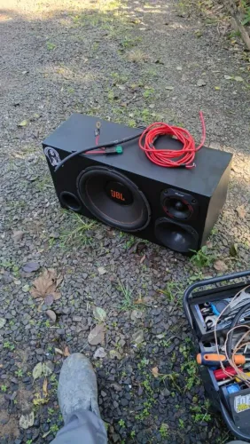 Caixa trio jbl