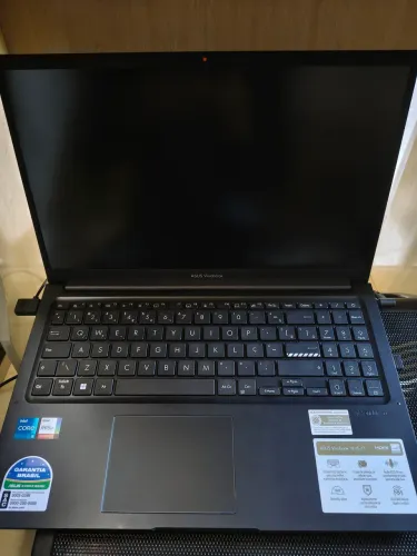 Asus Vivobook 15 X1504ZA em excelente estado
