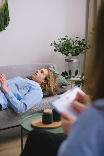 **Terapeuta de Causas Emocionais ? Transforme suas dores em equilíbrio e bem-estar**<br>
