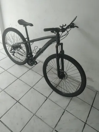 Bike MTB aro 29 - Otimo estado