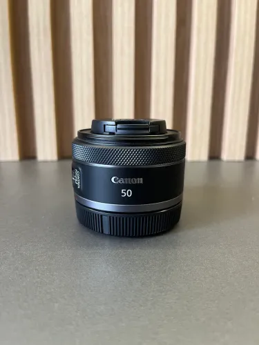 Canon 50mm 1.8 RF