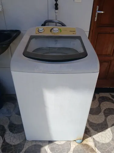 Máquina de lavar roupas
