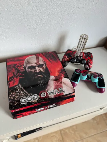 PS4 Slim 1TB+15 JOGOS
