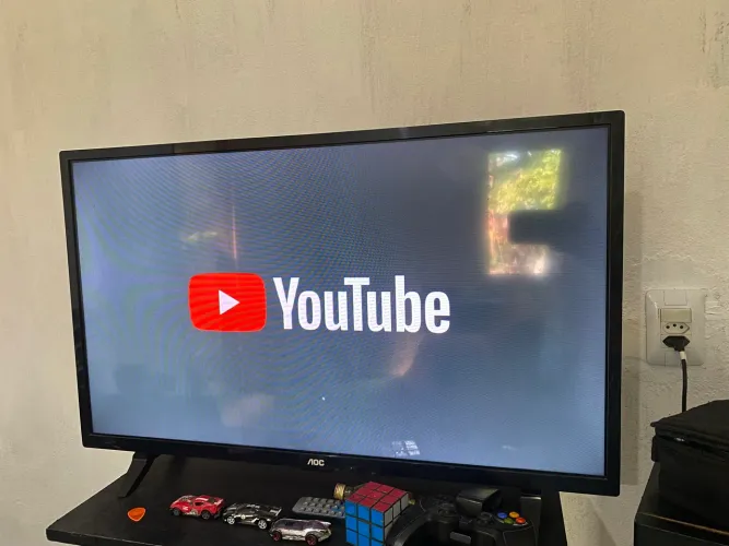 TV SMART 32