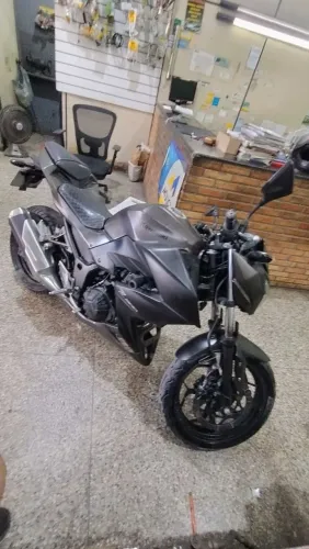 Kawasaki z300, conservadissima!