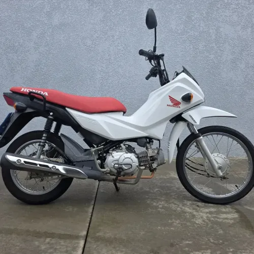 Vendo moto de forma parcelada, se tiver interesse deixe o seu número entrarei em contato