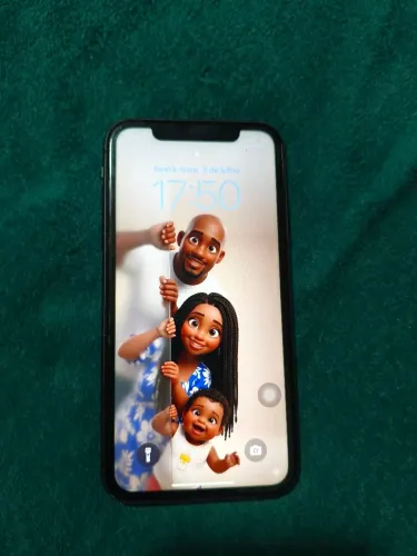 iPhone 11pra vender logo