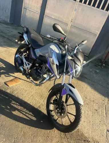 CG Fan 160 (entrada 5mil)