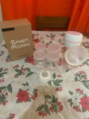 Bomba Tira-Leite elétrica + 4 uni recipientes para leite materno c/ tampa 200ml