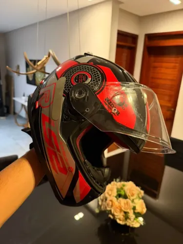 Capacete LS2