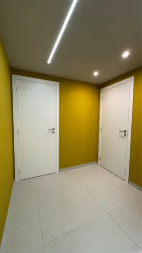 Oportunidade: porta nova laqueada - sobre de obra 