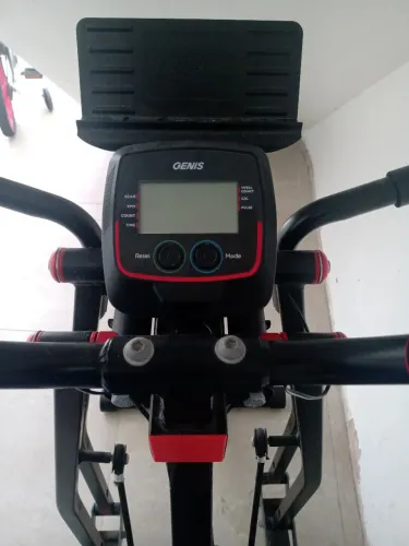 Simulador de caminhada Genis Fitness