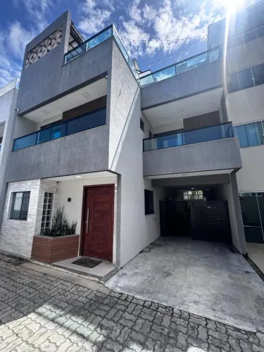 Casa Alto Padrão para Locação 4 Suítes, Cobertura com Piscina e Área Gourmet!