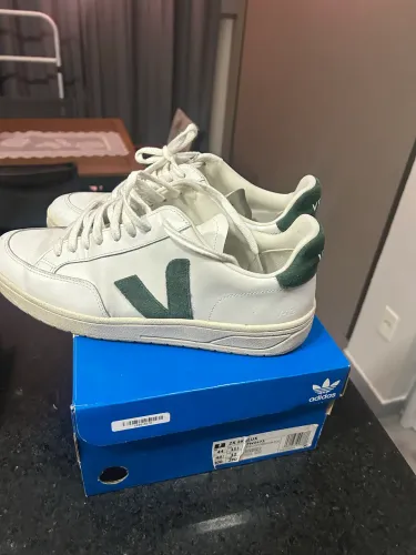 Tênis Vert / Veja