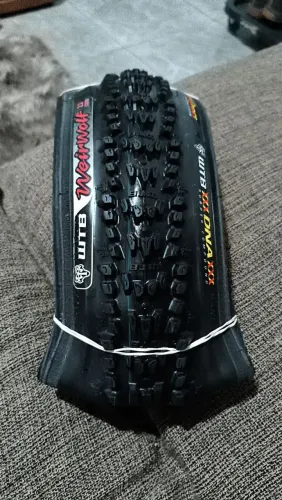Pneu wtb Weirwolf 26x2.30 Kevlar top zero