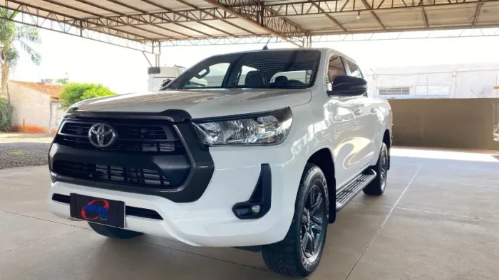 Toyota Hilux CD SR 4X4 2.8 TDI Diesel Aut. 2022