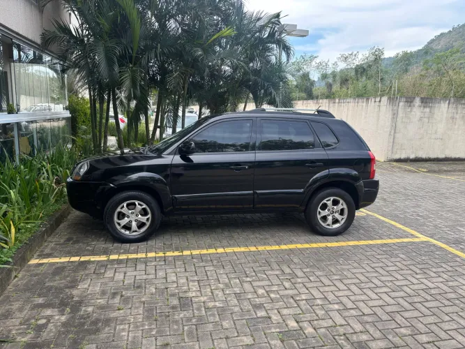 Hyundai Tucson 2.0 16V Aut. 2012