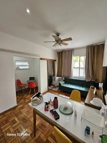 EXCELENTE APARTAMENTO MOBILIADO EM COPACABANA A 1 QUADRA DA PRAIA!