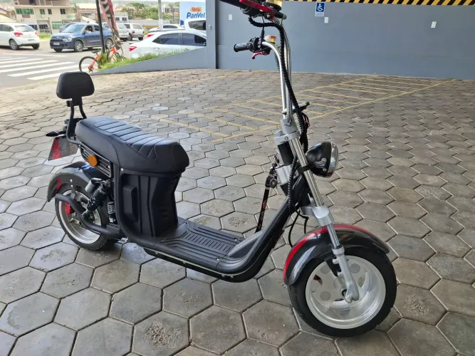 Vendo scooter elétrica 3000w nova emplacada