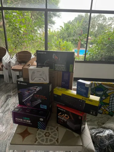 PC IA Gamer i7 13700K + RTX 5070 12GB + 32GB RAM + SSD 1TB