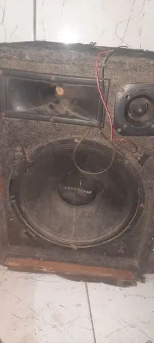 Caixas de som ACEITO TROCAS