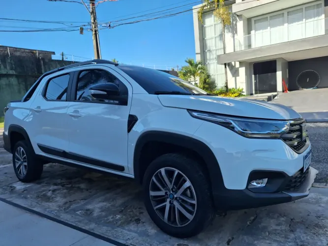Fiat Strada Volcano 1.3 Flex 8V CD 2026