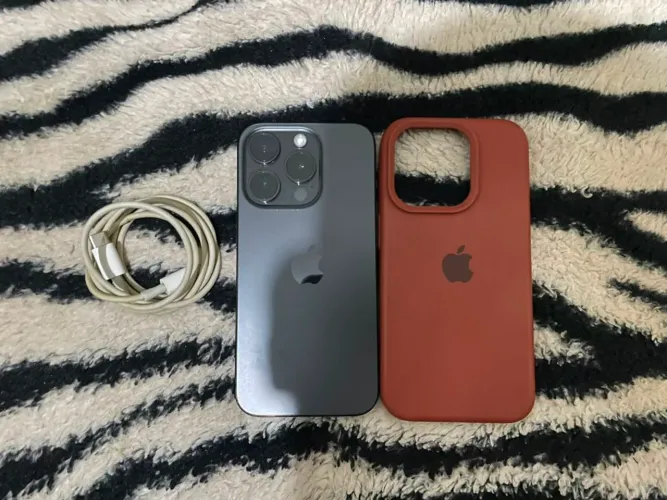 IPHONE 15 PRO 512GB (IMPECÁVEL)