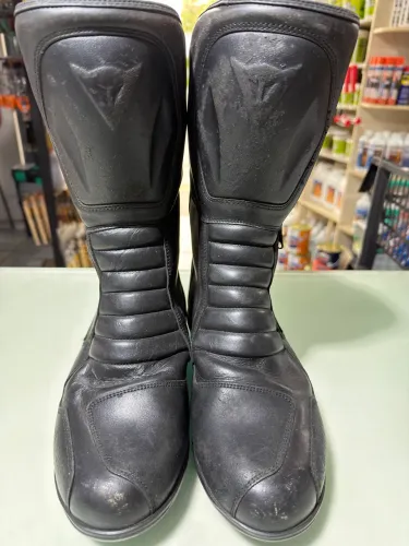 Bota Dainese 43 para chuva