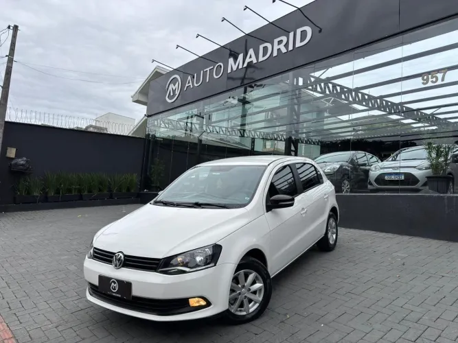 Volkswagen Gol Geração VI Selecao 1.6 Total Flex I-motion 4P 2015