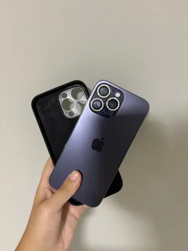 IPhone 14 Pro Max sem marcas de uso