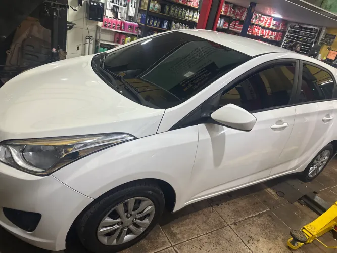 Hyundai HB20 C.style/c.plus 1.6 Flex 16V Aut. 2014