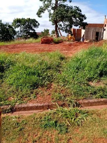 Terreno Aldeia dos Lagos.