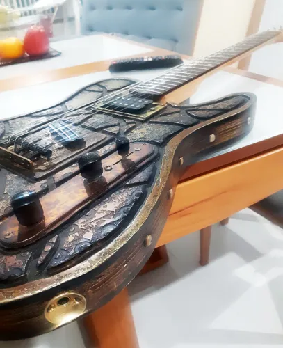 Guitarra Customizada Luthier Gilmar Vicente da Hot Machine Custom HMC - Estuda Troca
